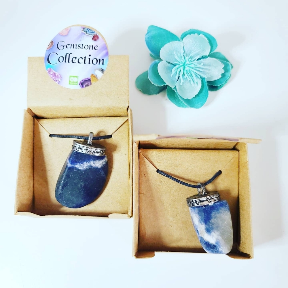 Lapis Lazuli Pendants in a gift box 🎁